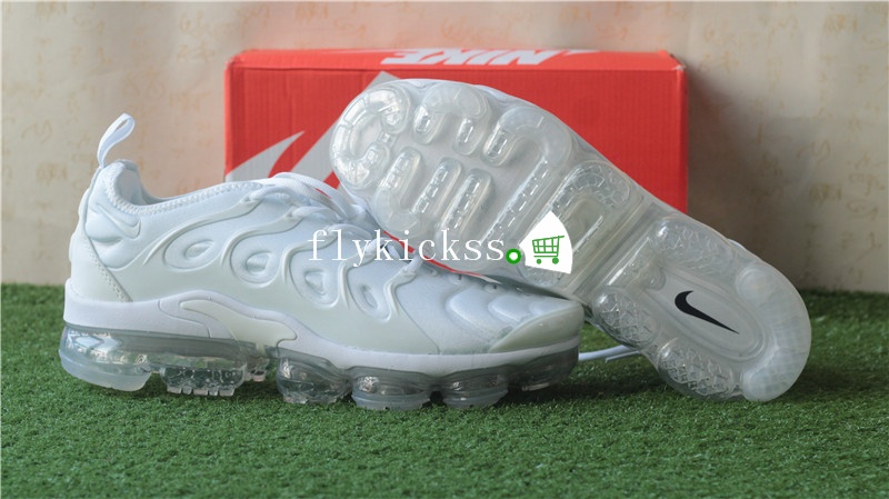 Nike VaporMax Plus Triple White